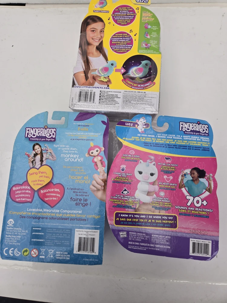 3 brand new fingerling toys - photo 5