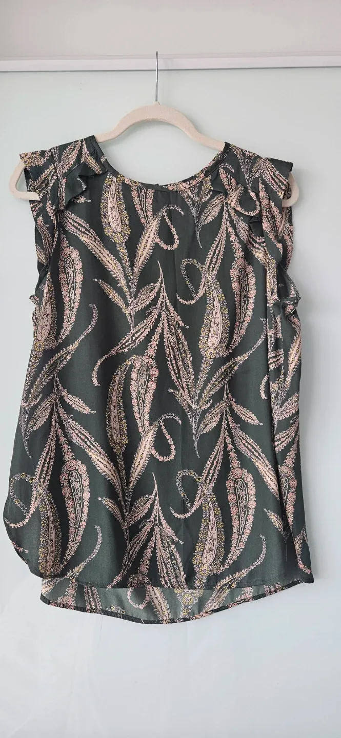 Ann Taylor Loft Paisley Print Ruffle Sleeve Top - Size S