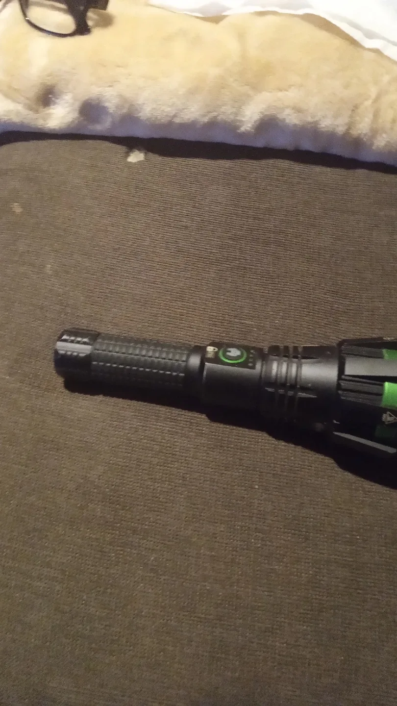 Kodiak LED Flashlight image indicator(2)