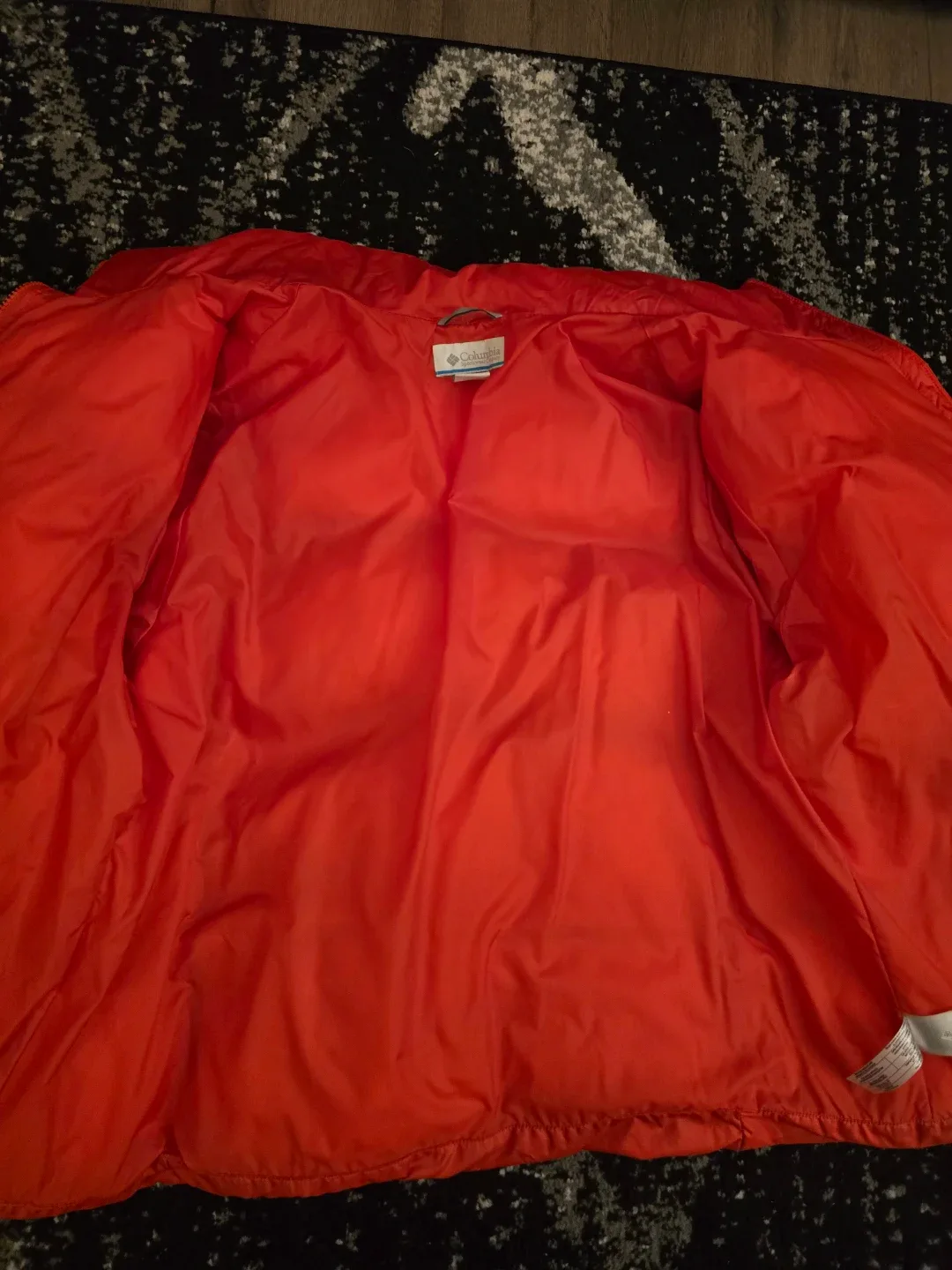 Columbia orange Puffer Jacket image indicator(3)