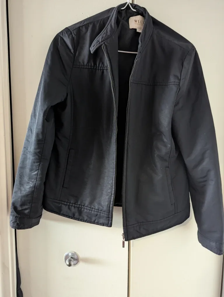 WILLI Black Jacket- small image indicator(2)