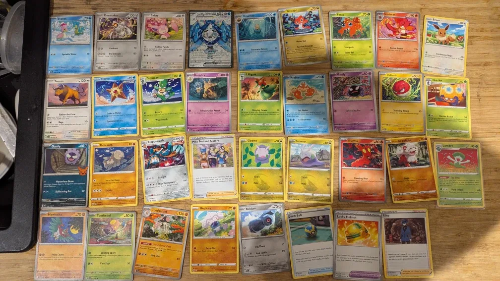 Mixed Lot of Trading Cards