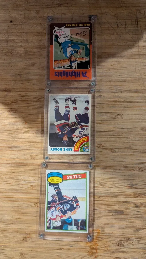 Mixed Lot of Trading Cards image indicator(2)