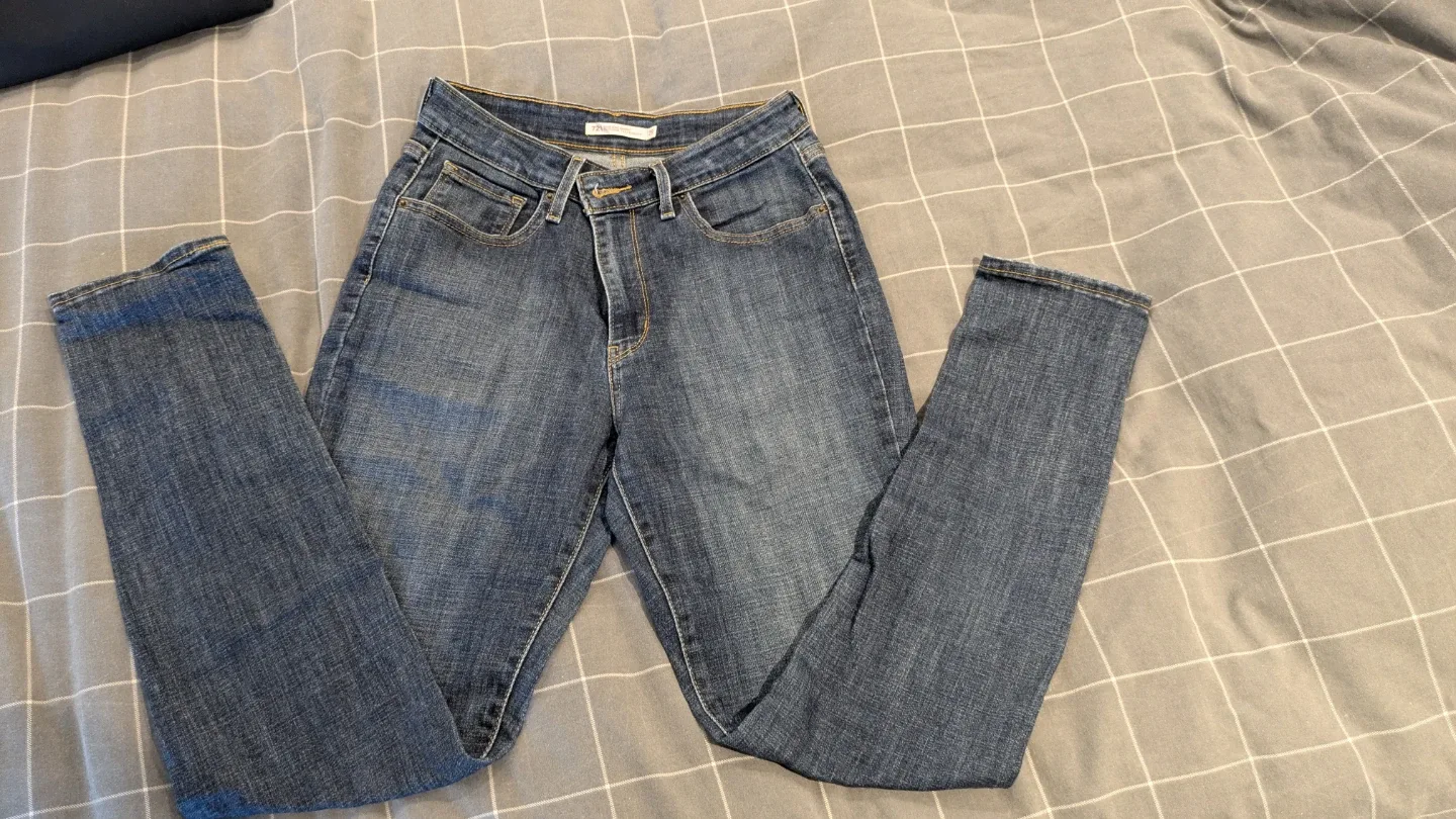 Levi's 721 High Rise Skinny Jeans, Size 29