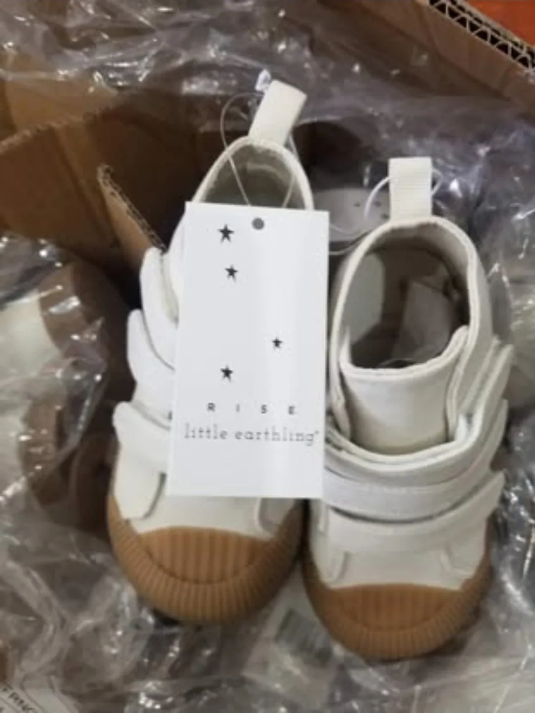 New Rise Little Earthling Shoes size 9 image indicator(2)