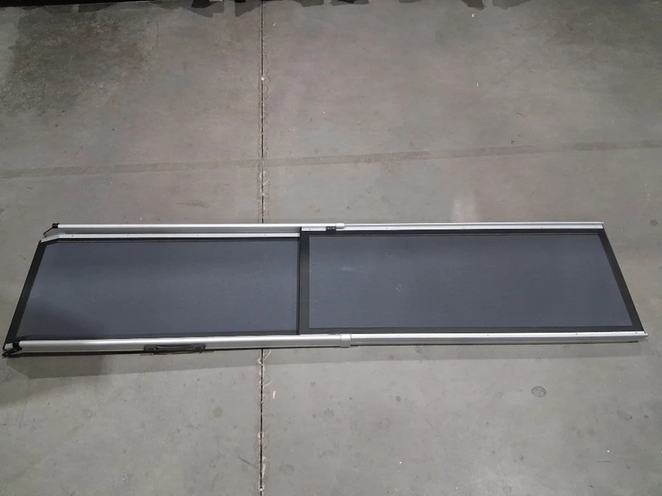 PETSAFE SOLVIT DELUXE EXTRA-LONG TELESCOPING PET RAMP - photo 4