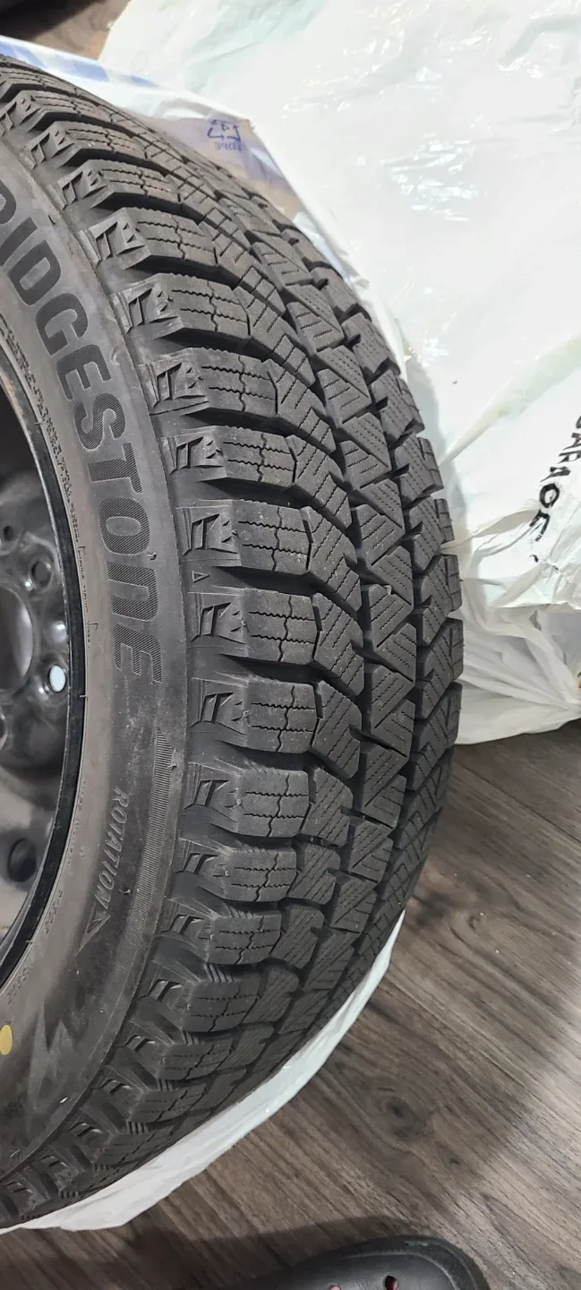 Bridgestone Winter tires with Rims - 205/55 R16