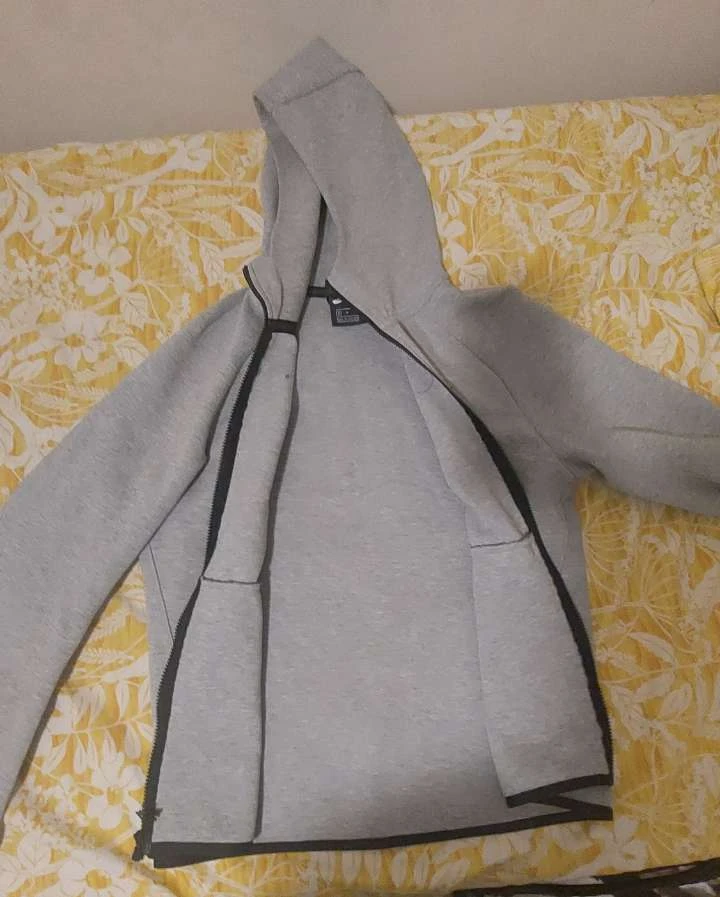 Nike Tech Fleece Hoodie - photo 3