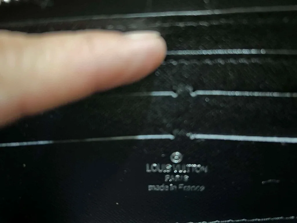 Louis Vuitton x Supreme Epi Leather Wallet image indicator(2)