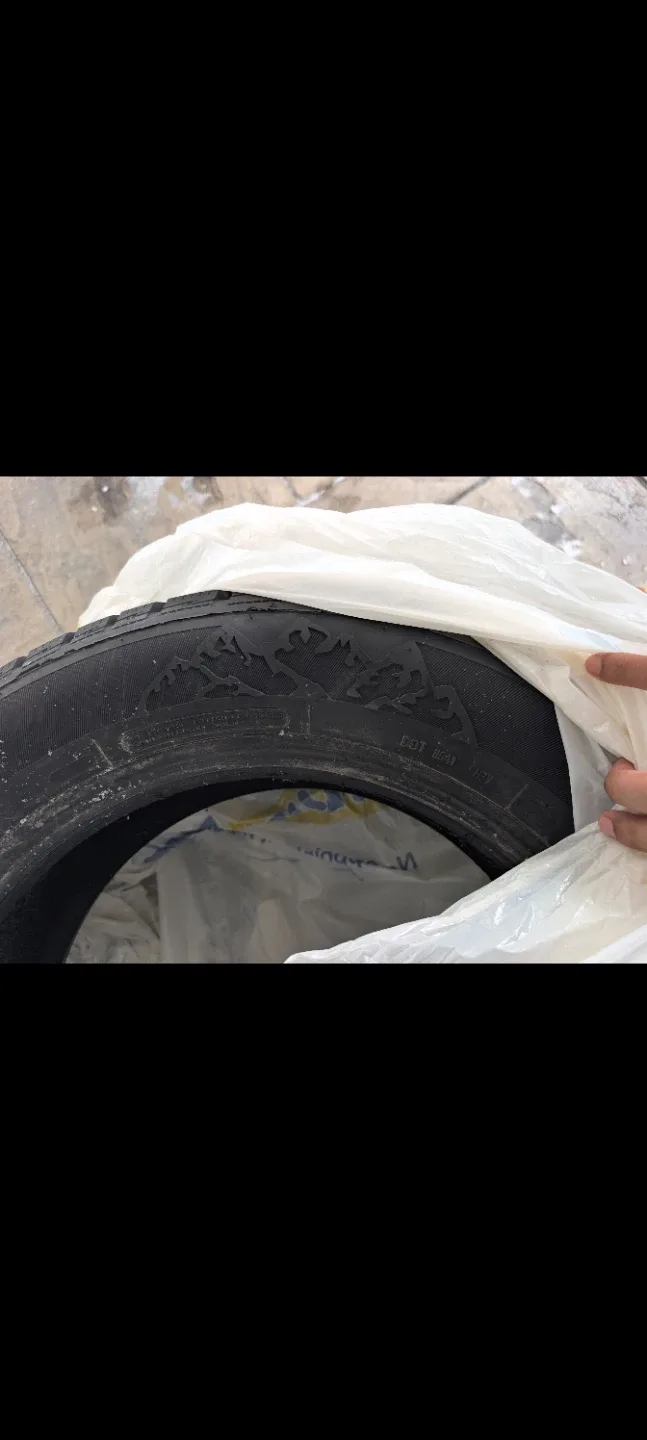 Full set Hercules Avalanche X-Treme winter Tire 225/60R17 image indicator(6)