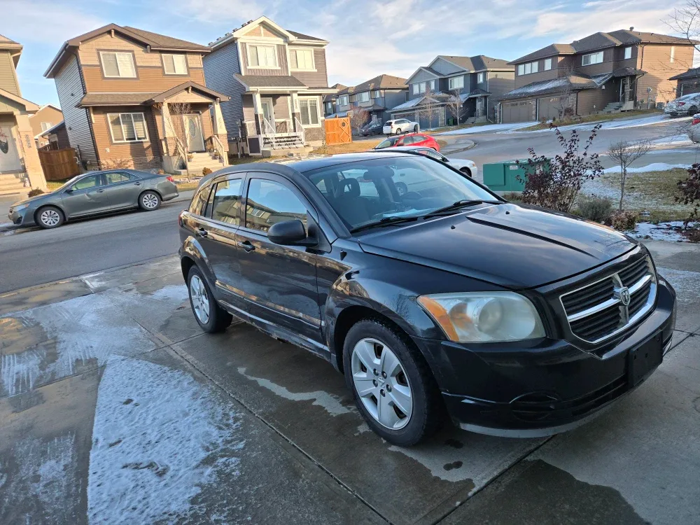 Dodge Caliber - Black image indicator(3)