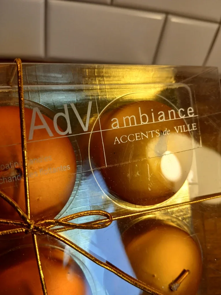 Ambience Metallic Coloured Tea Candles image indicator(2)