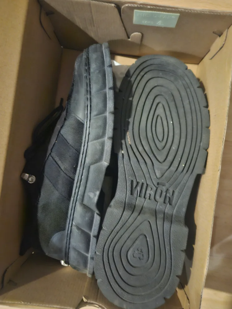 Viron Black Sneakers - Size 43