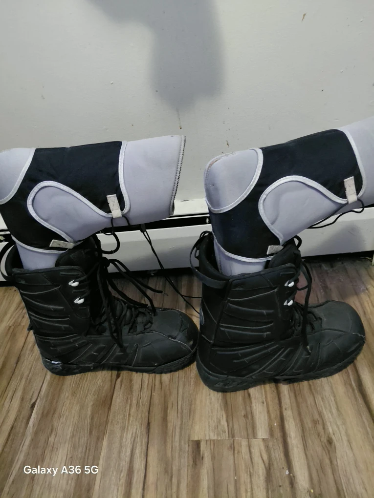 Black Snowboard Boots