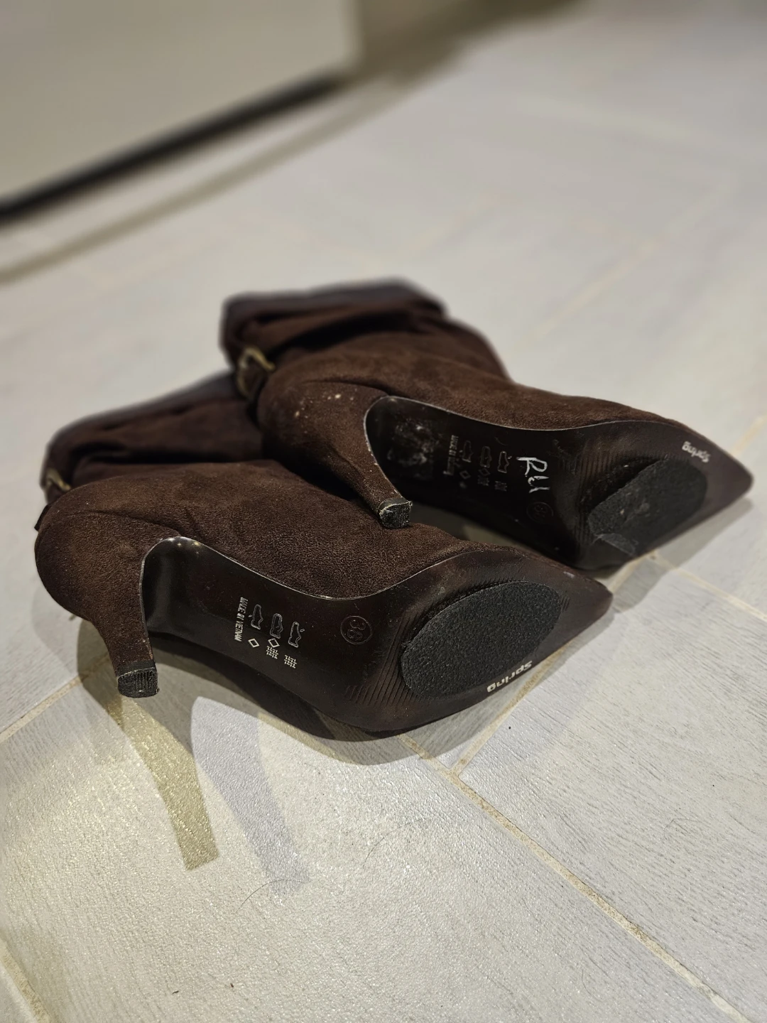 Women's brown suede boots - photo 4
