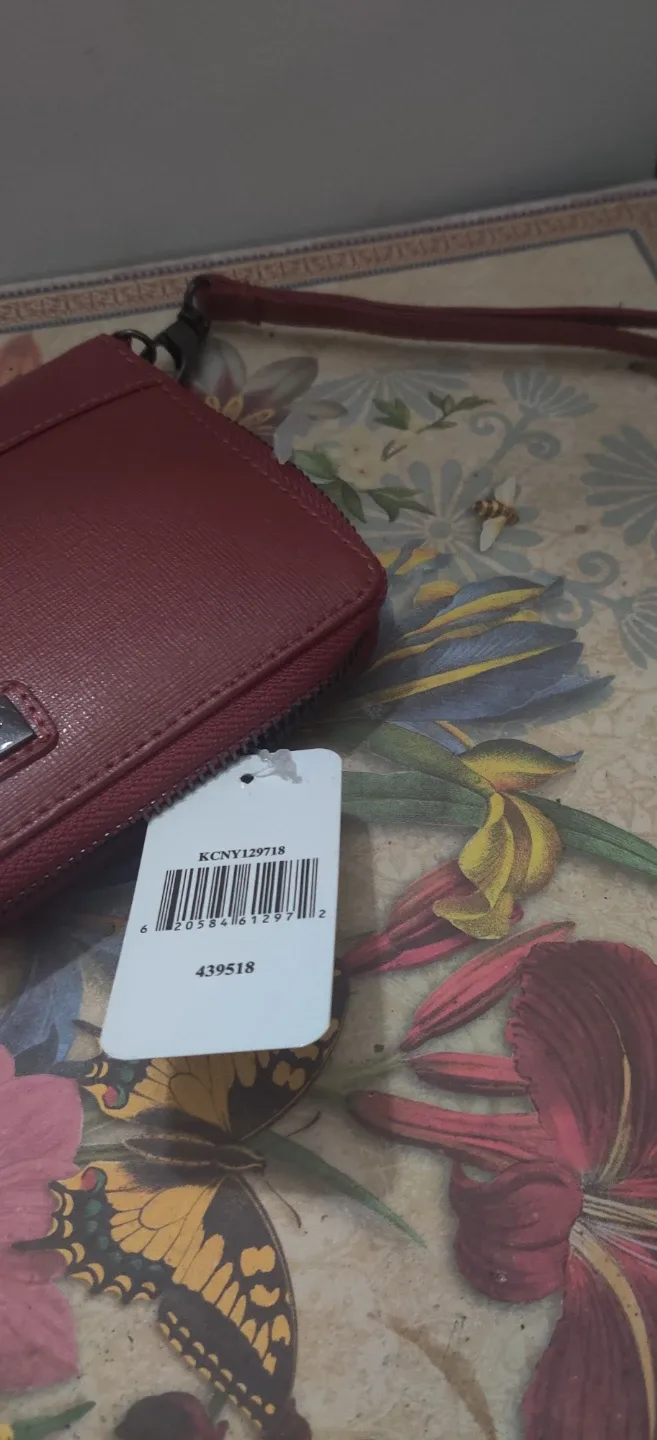 Kenneth Cole New York Wallet image indicator(4)