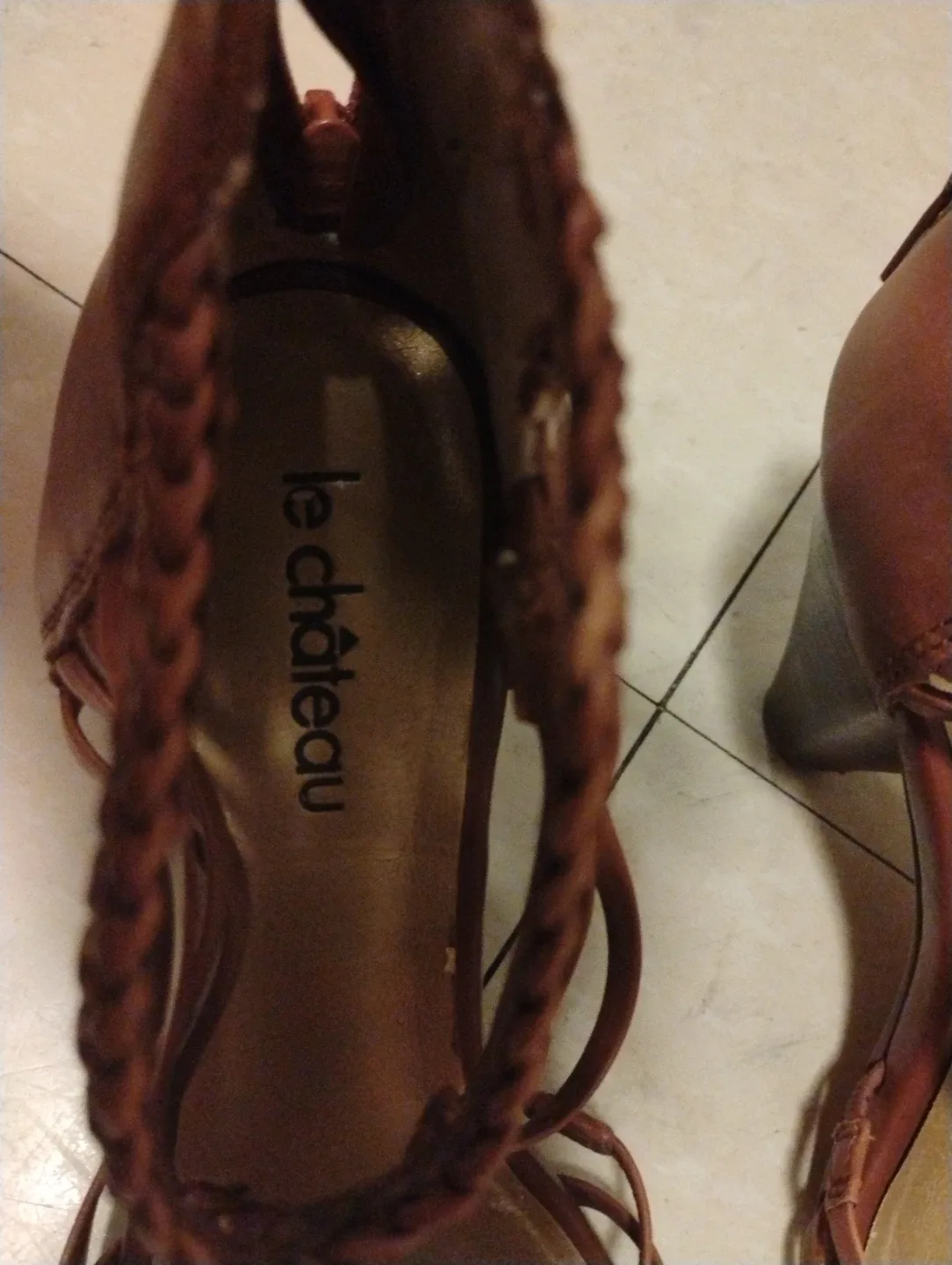 Le Chateau Brown Braided Heels - Size 7 image indicator(3)