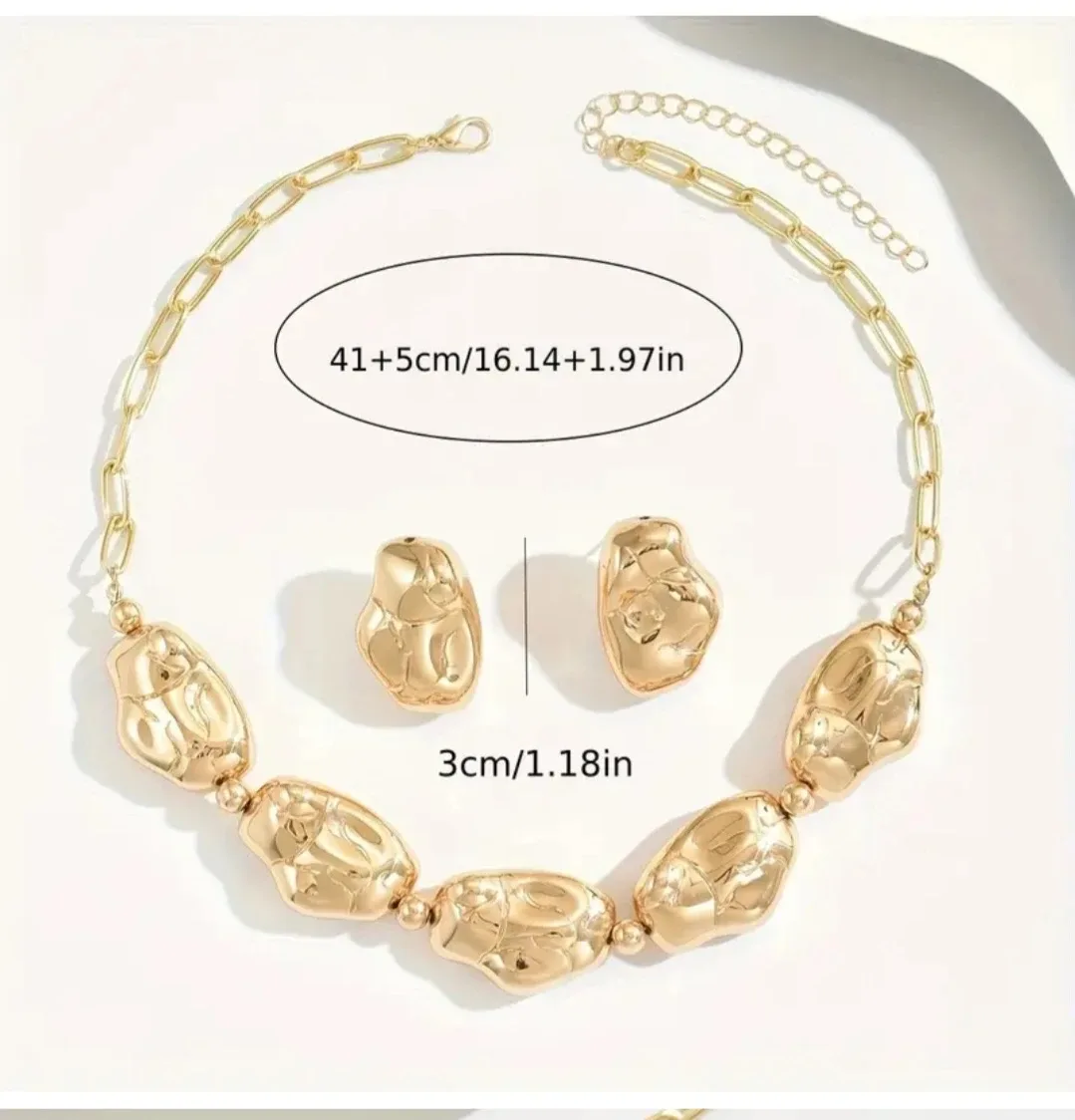 3 pcs elegant gold tone Necklace and earrings image indicator(3)