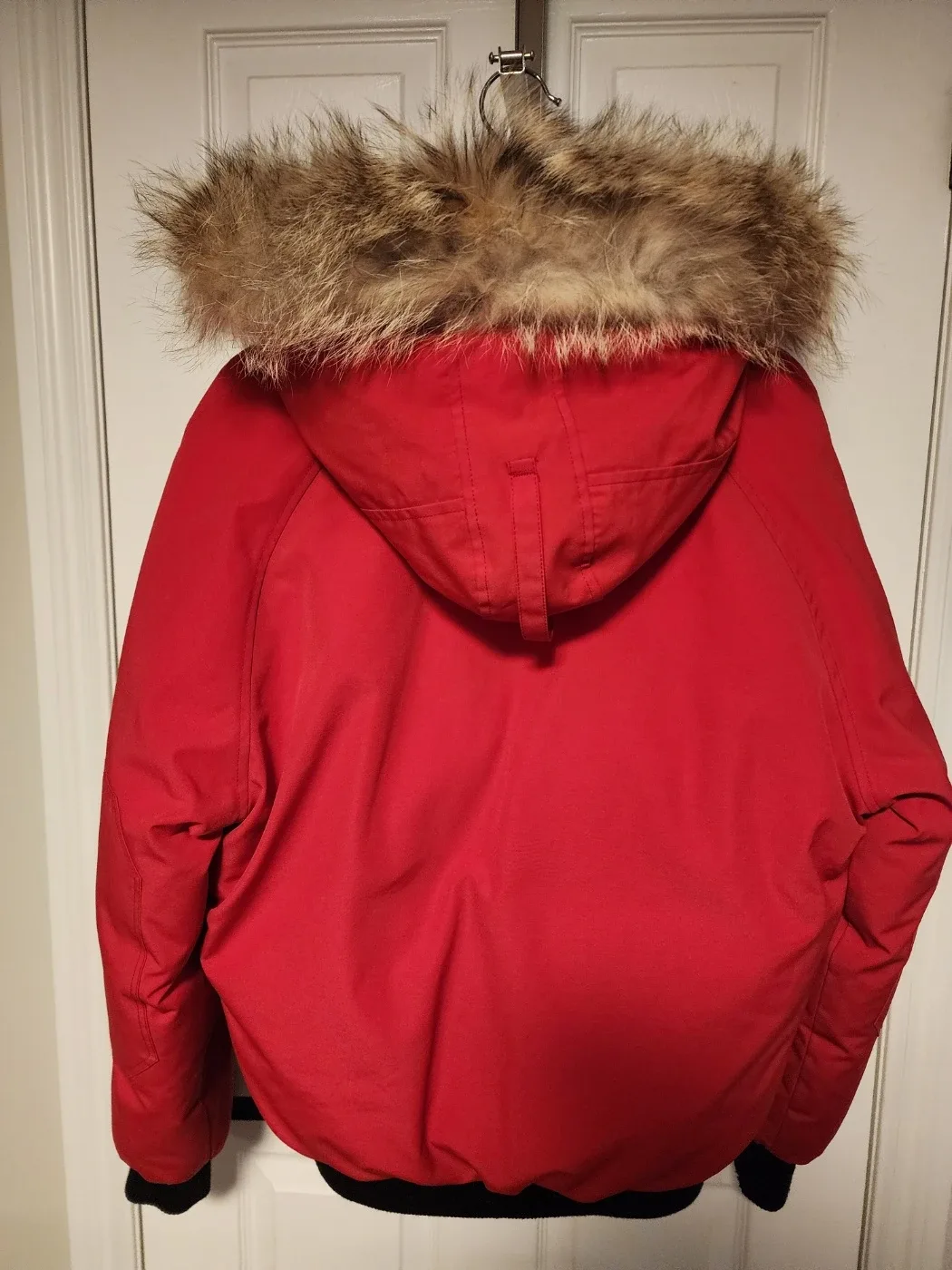 Canada Goose Jacket – Like New, Men's small size image indicator(4)