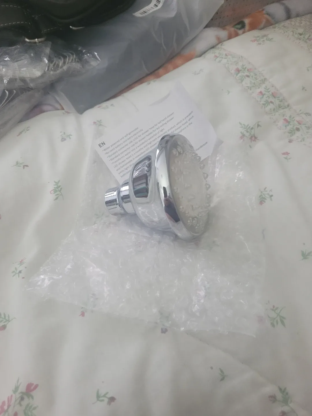 New LED Shower Head - 7 Colour image indicator(2)