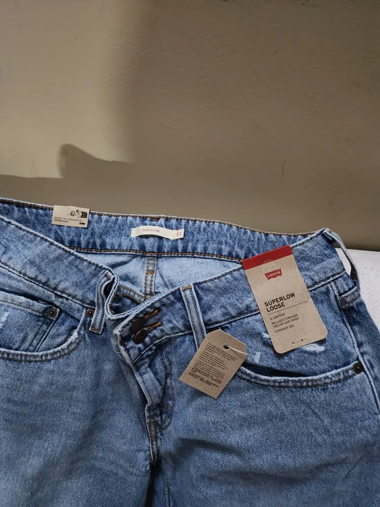 Levi's Superlow Loose Jeans, Size 31