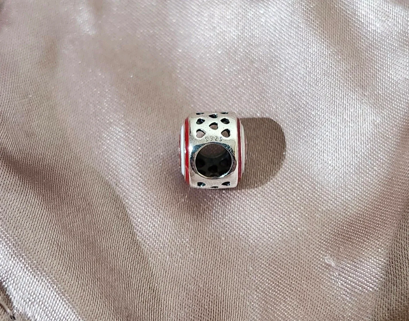 Marvel The Avengers Shield Charm image indicator(2)