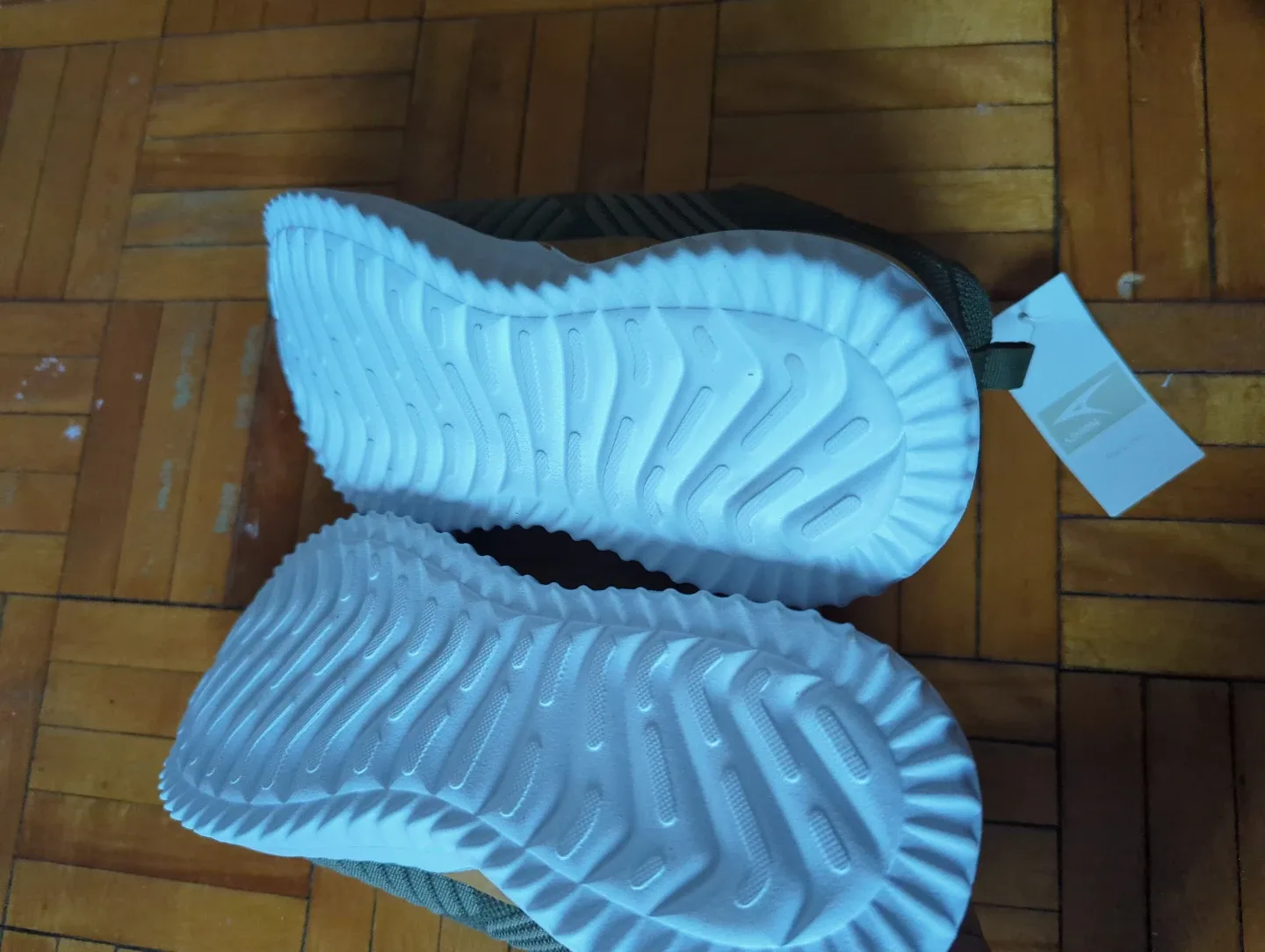 Shoes Brand New!!! image indicator(2)