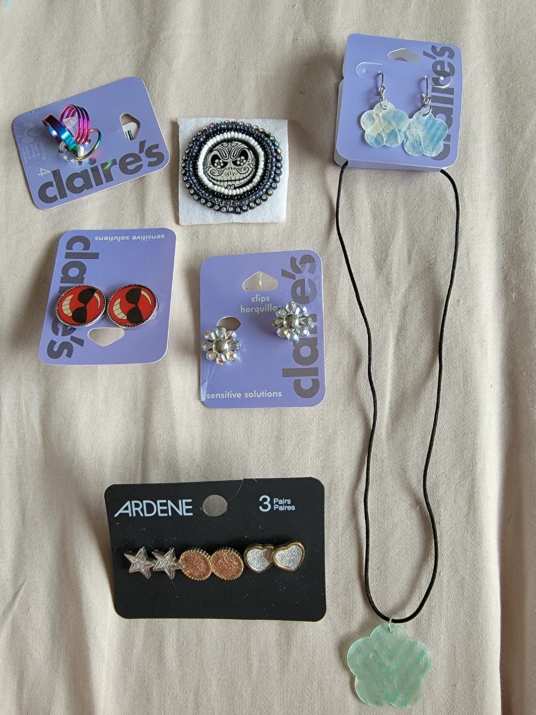 $1 each - Claire's & Ardene Earrings and Rings Set thumbnail