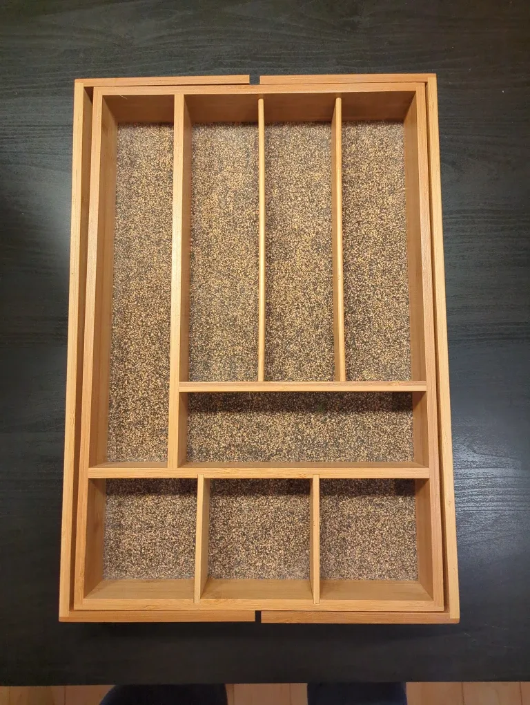 Bamboo Expandable Drawer Organizer image indicator(2)