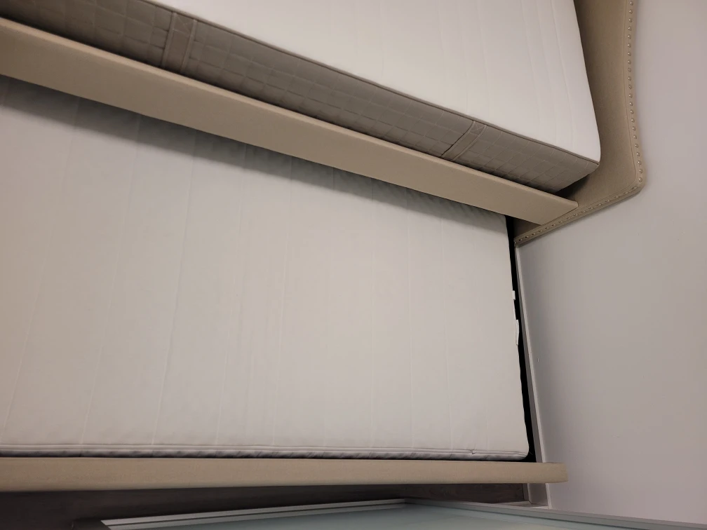 (FREE) IKEA Haugesund Daybed with Mattress - photo 2
