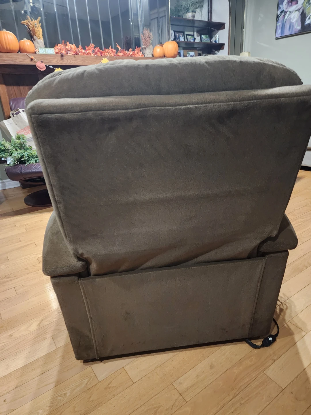 Lazyboy  Recliner Chair - Gently Used