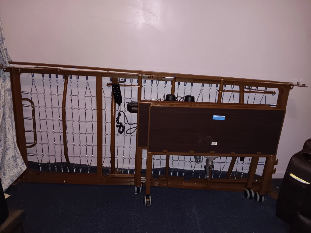 Electric medical bed