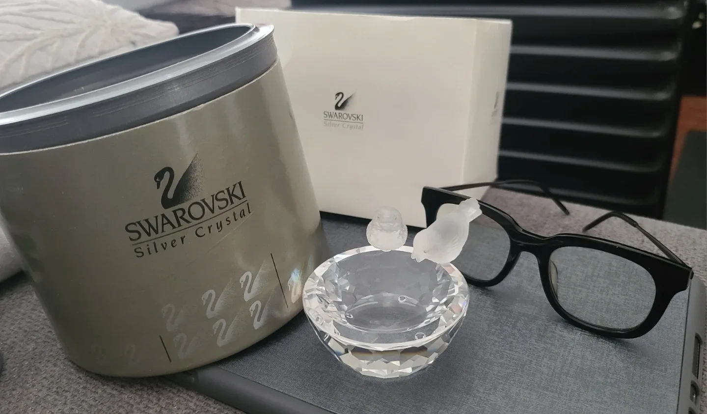 Swarovski Crystal Bird Figurine - New in Box thumbnail