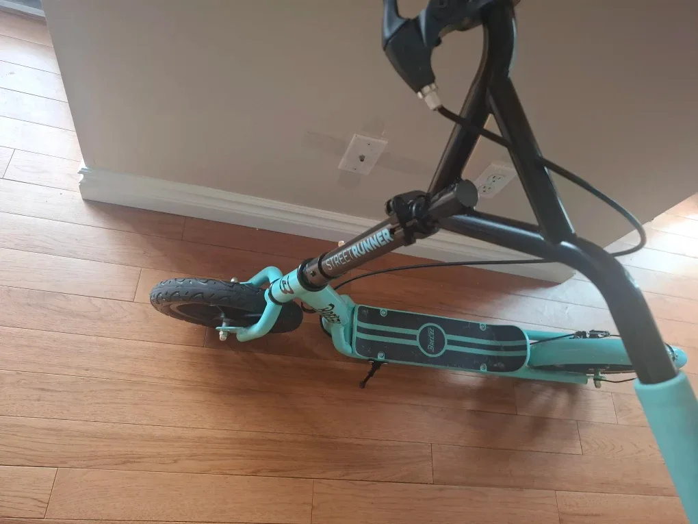 StreetRunner Breeze BMX Style Kick Scooter image indicator(3)