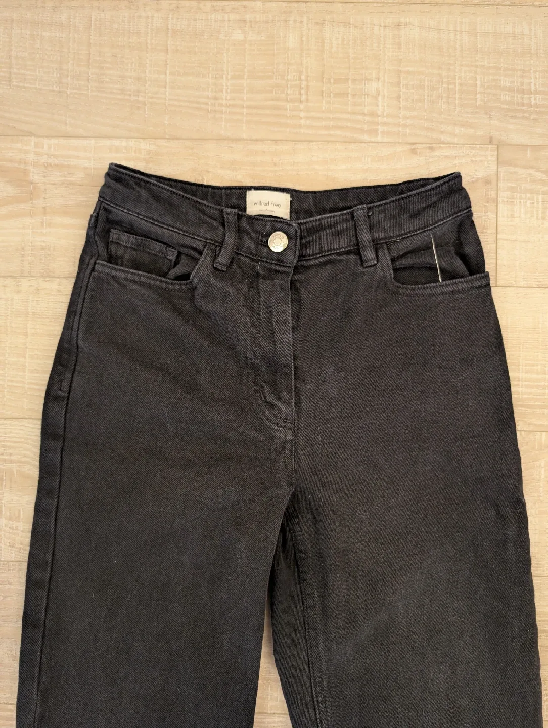 Wilfred Free Black Denim Jeans - Size 0 image indicator(2)