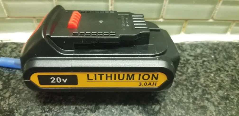 DEWALT 20V 3.0 AH MAX Lithium-Ion battery