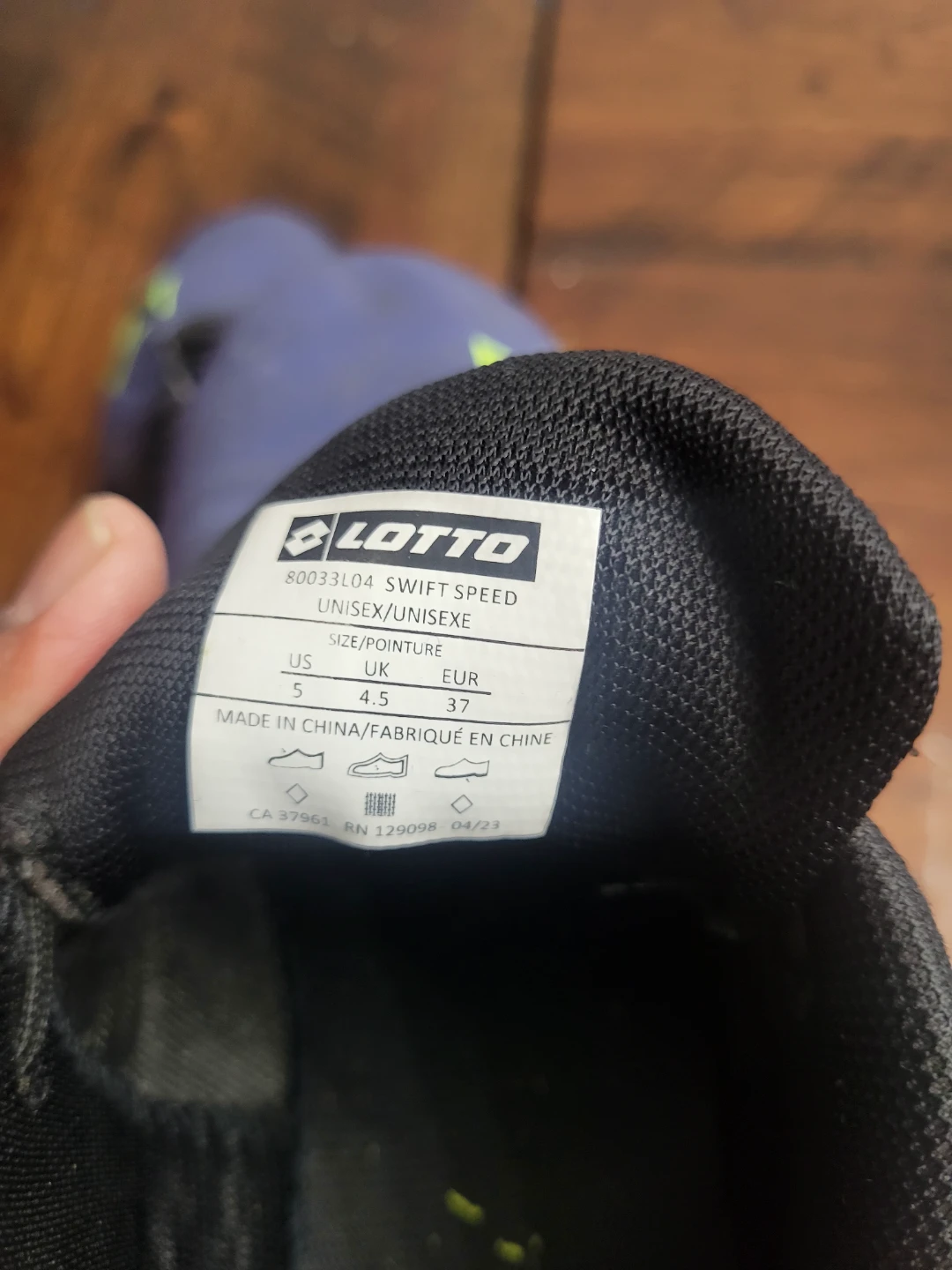Lotto Swift Speed Soccer Shoes - US Size 5 - photo 3