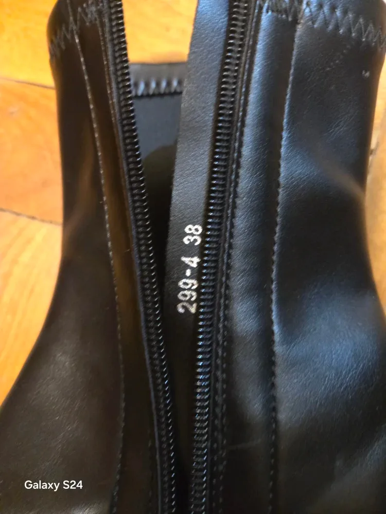 Black Ankle Boots - Size 38 image indicator(4)