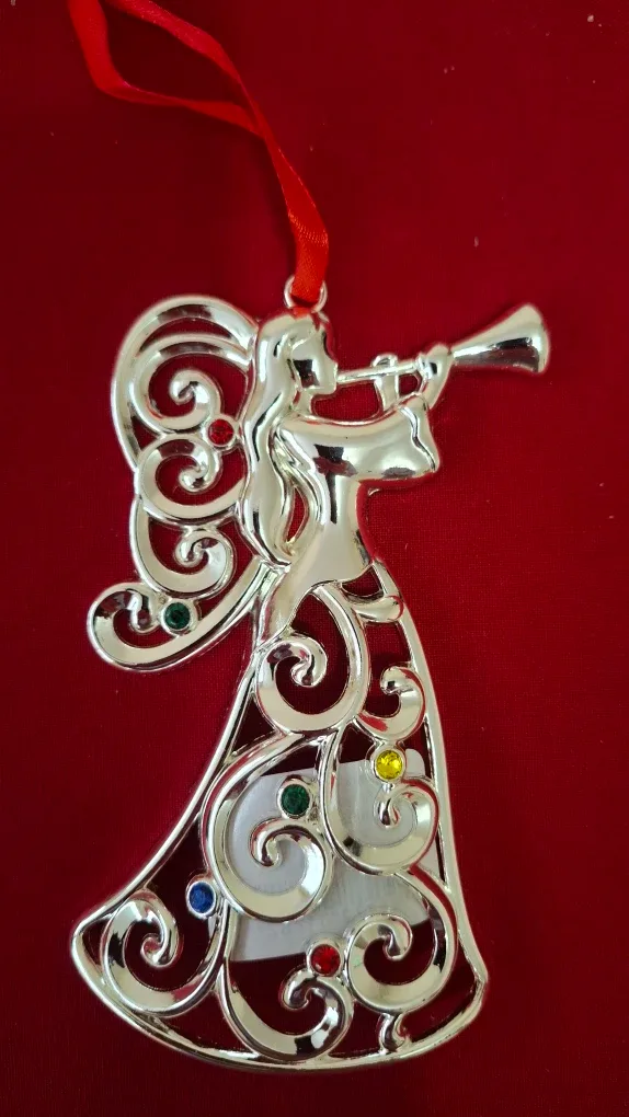 Lenox Sparkle and Scroll Angel Ornament image indicator(5)