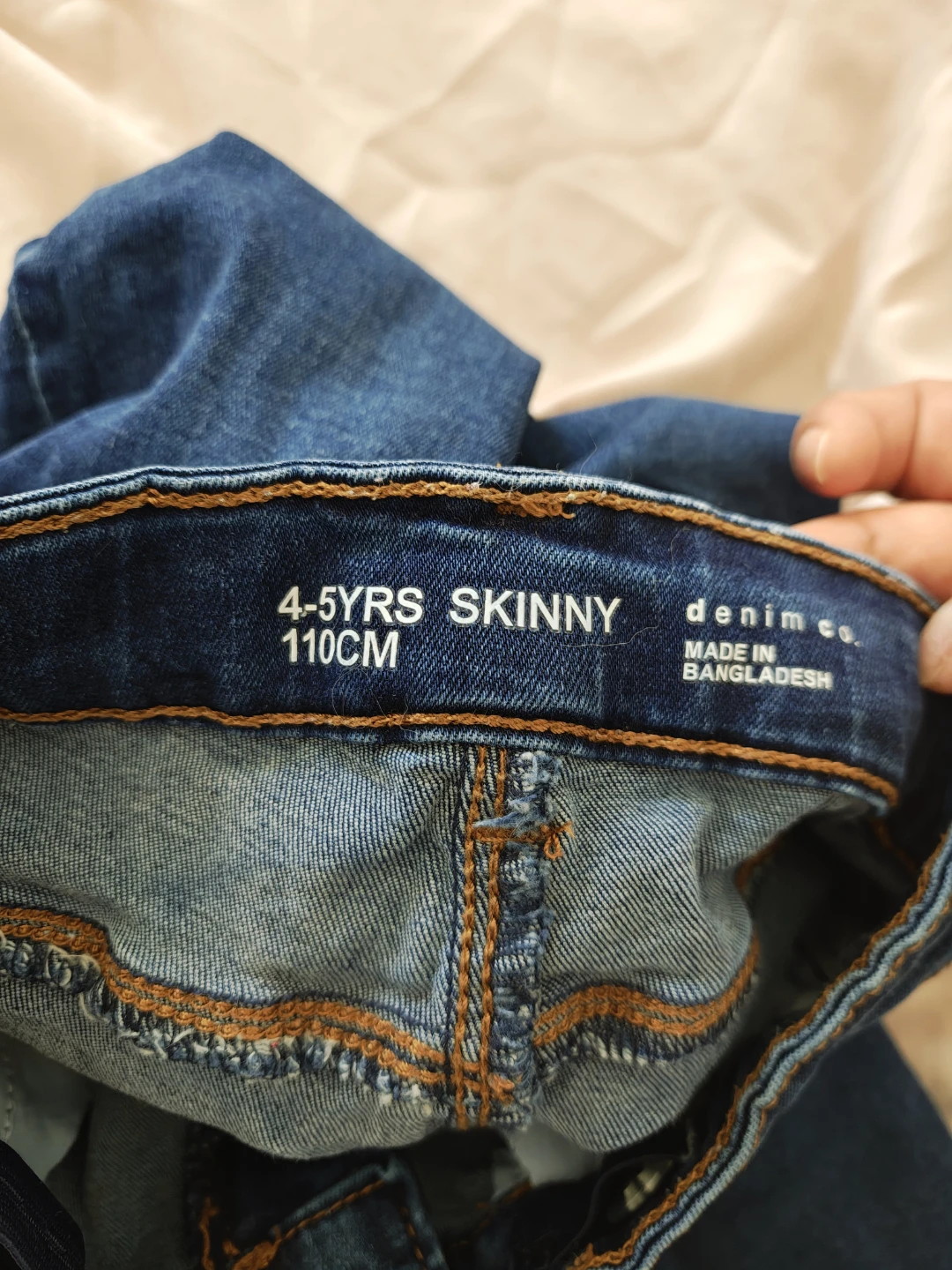 Size4- 5 Printed Denim Shorts and jeans - photo 5