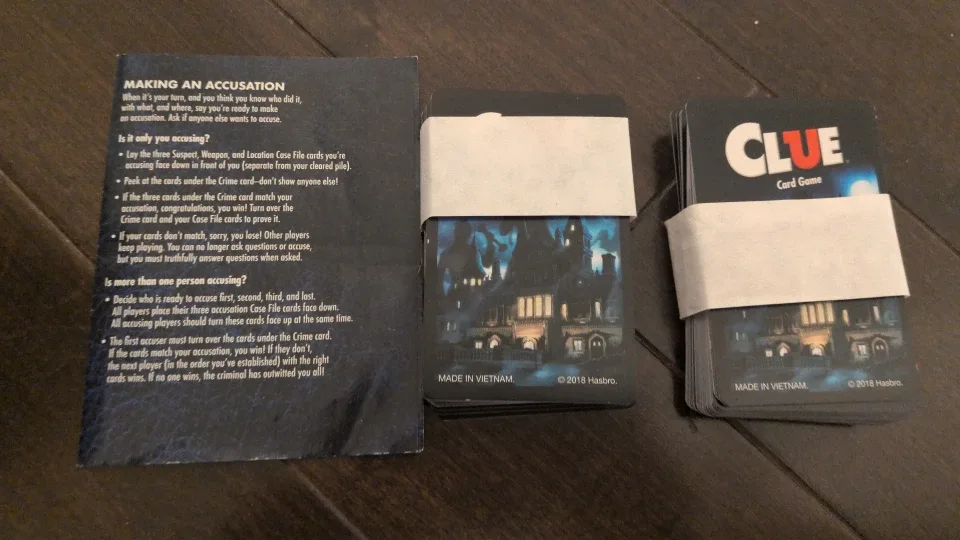 Clue Card Game - Classic Mystery image indicator(3)