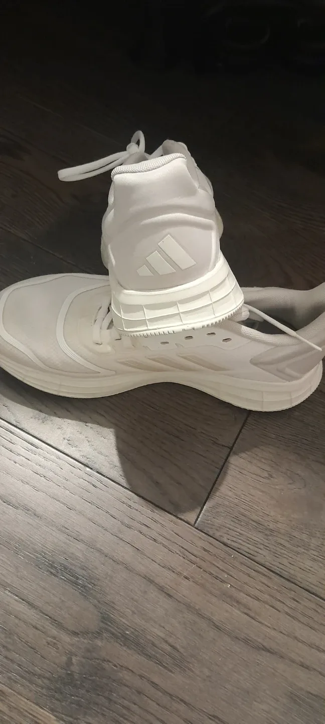 Adidas Lightmotion 2.0 White Shoes image indicator(2)