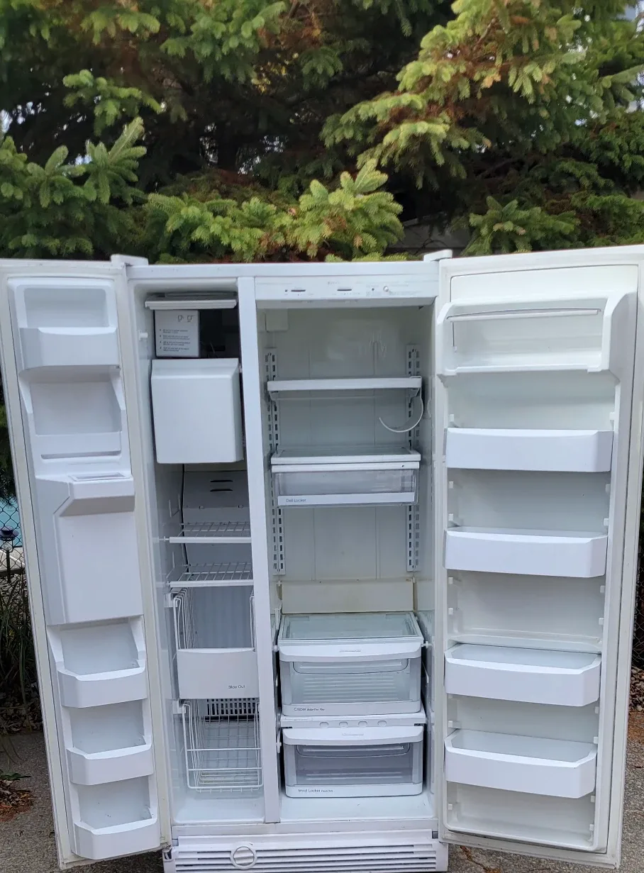 KitchenAid Side-by-Side Refrigerator - White image indicator(5)