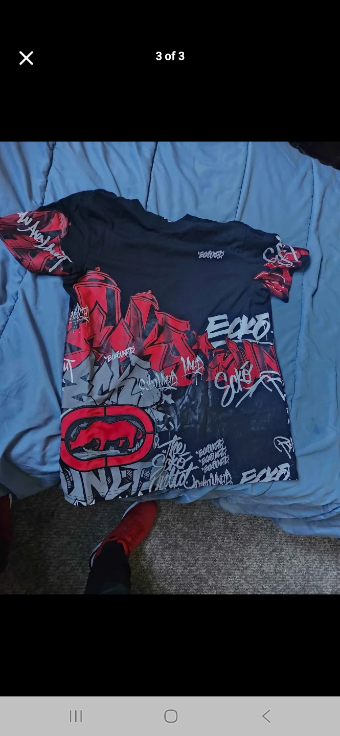 BRAND NEW - Ecko TSHIRT - Size MEDIUM