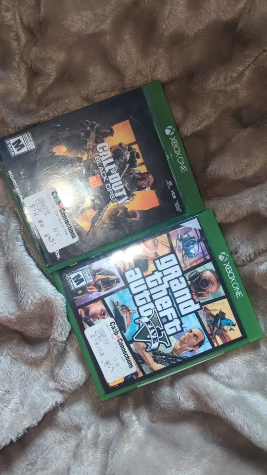 Call of Duty Black Ops & Grand Theft Auto V Xbox One