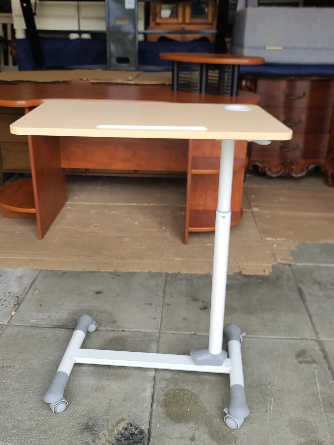 Adjustable Height Rolling Laptop Desk image indicator(2)