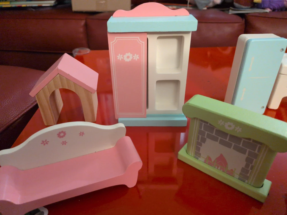 Wooden Dollhouse Furniture Set - photo 5