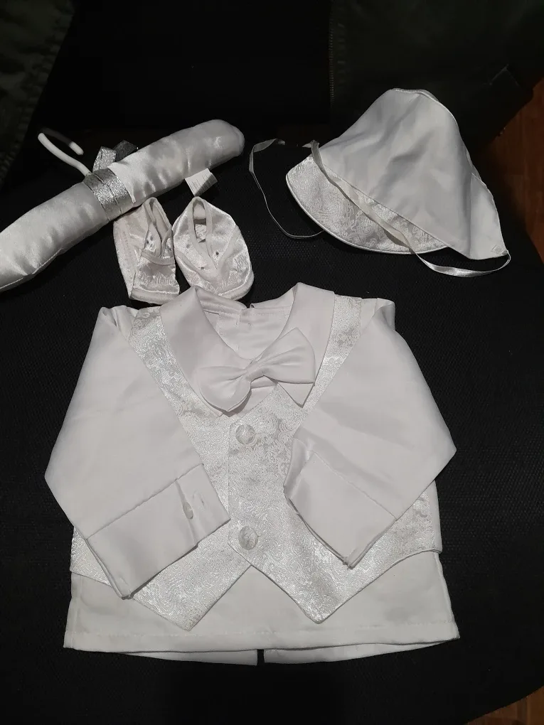 White Baby Christening Outfit - Includes Hat & Booties thumbnail