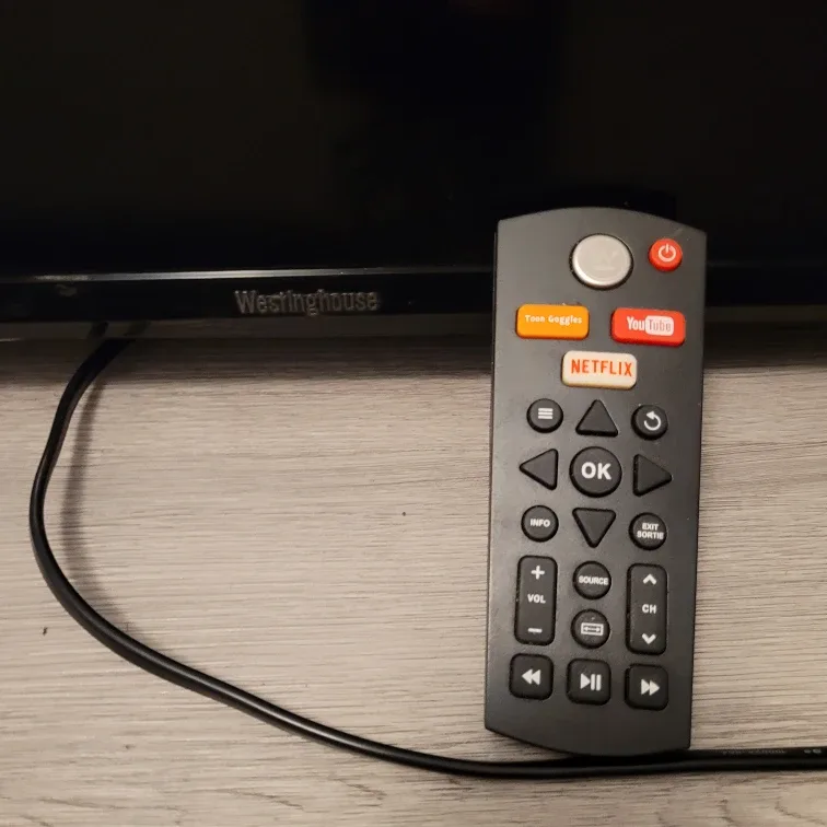 Westinghouse TV-- 40 Inch-- for Parts ONLY image indicator(2)