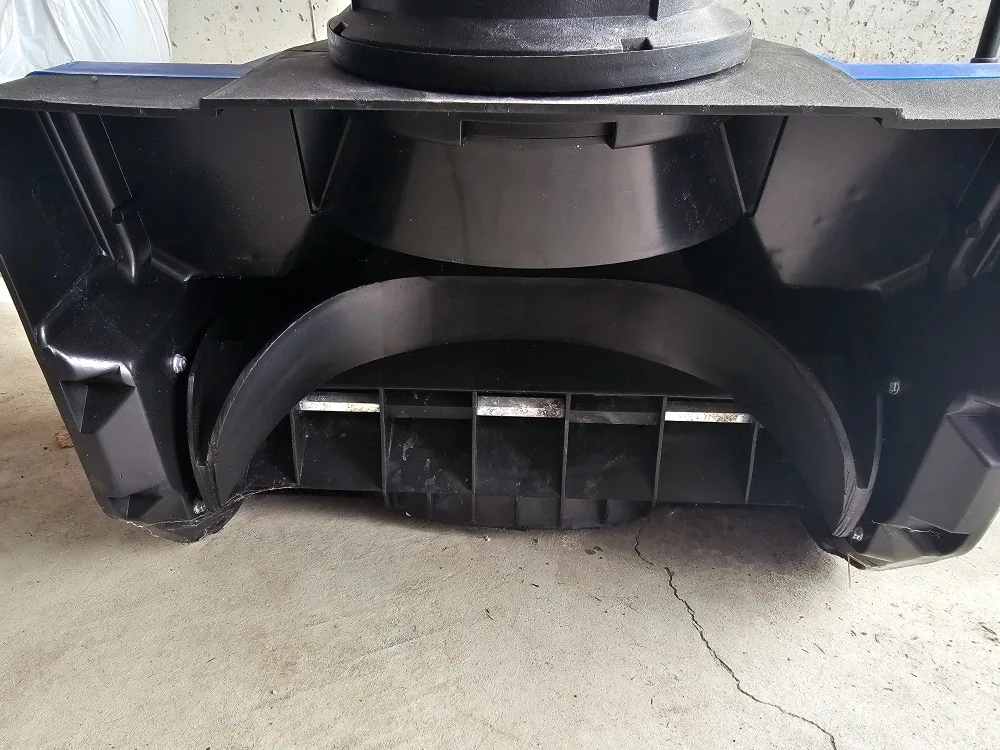 SnowJoe 18" Snow blower(corded/electric